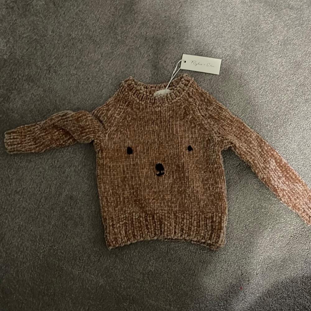 Baby sweater